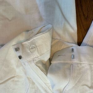 Women’s Abercrombie pants. 27 1/2 inseam.